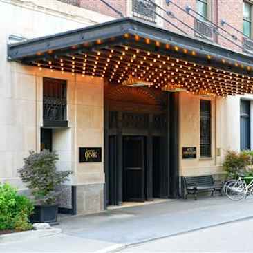 The Chicago Hotel Collection Ambassador Gold Coast